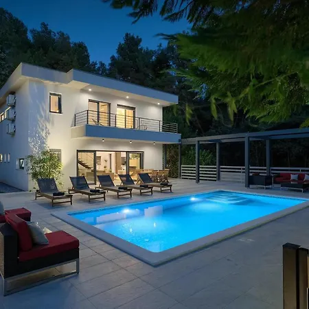 Stribor Holiday home *