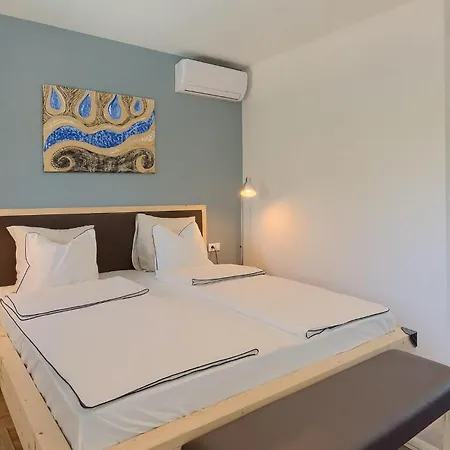 Stribor Holiday home Pula
