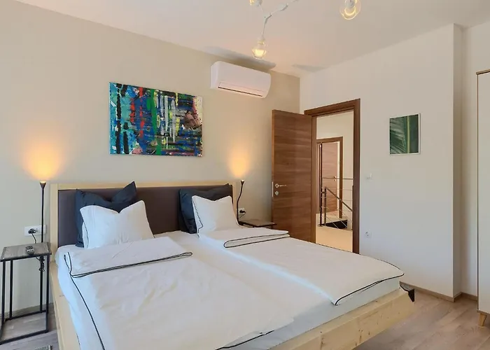 Stribor Semesterbostad