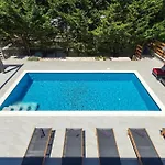 Сasa de vacaciones Stribor Pula